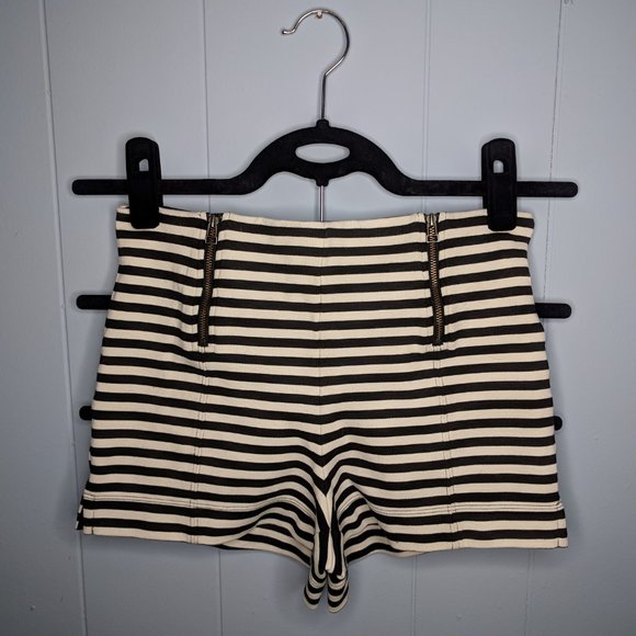 Sunday Best ^-^ High-waisted Shorts SIZE 0 - Picture 2 of 8